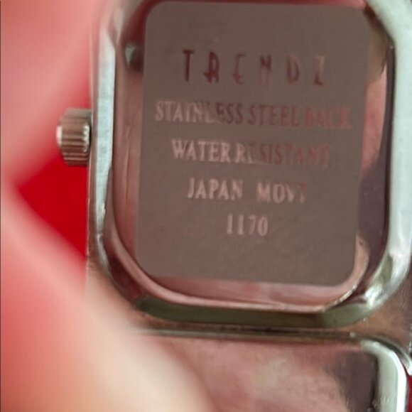 Vintage Trends Silver and Gold Watch - Picture 3 of 6